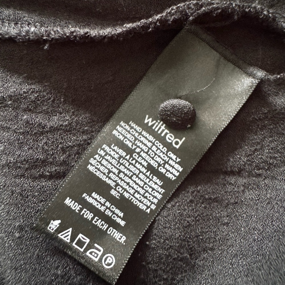 ARITZIA WILFRED Poppins Black Button Up Dress (S) - Picture 5 of 8